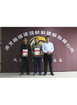 �h��(j��)����