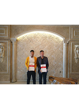 �м�����