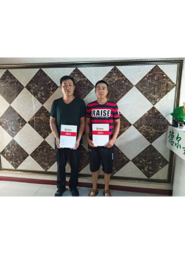 �м�����