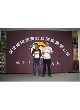 �м�����